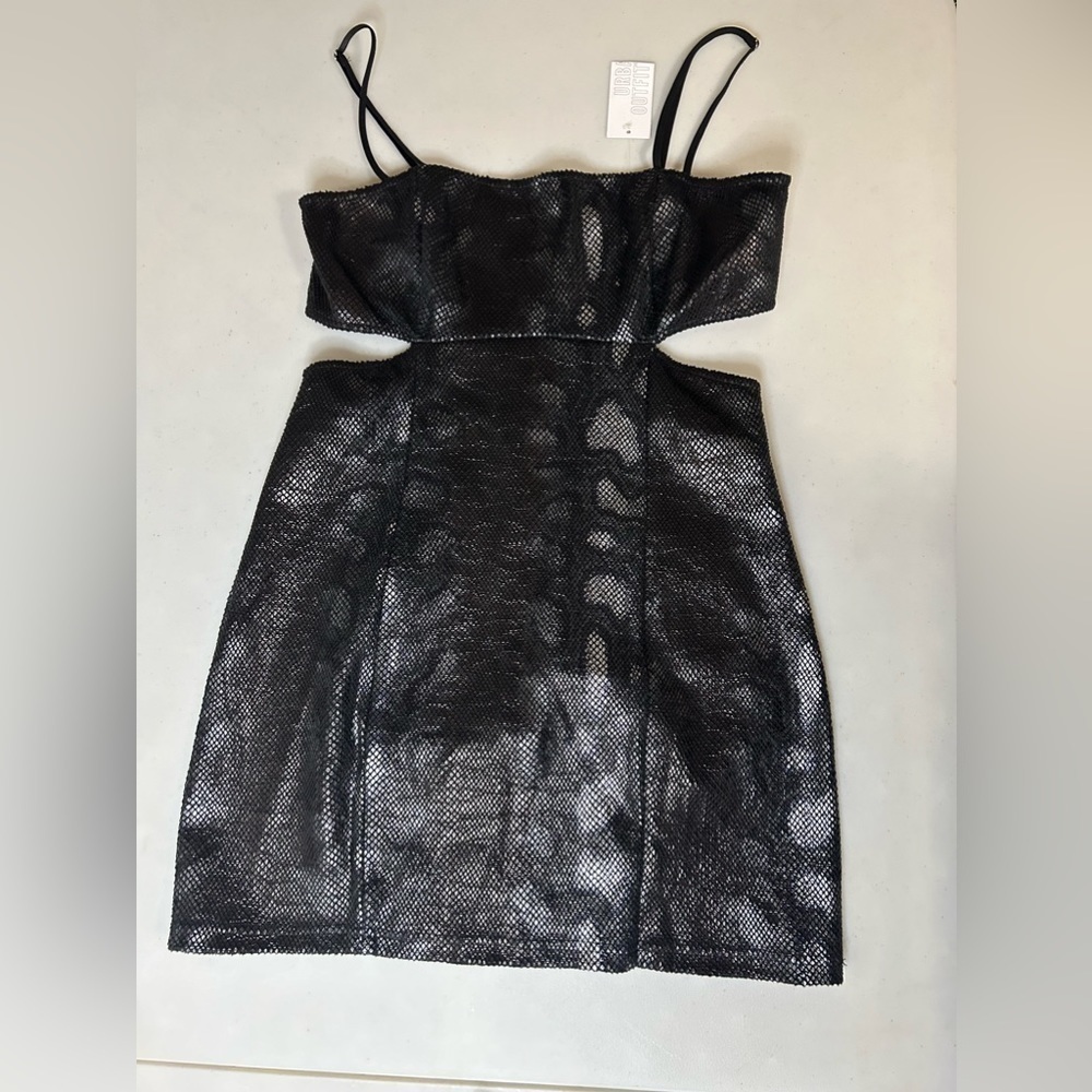Urban Outfitters Candace Snake Print Cutout Mini Dress Size Medium NWT - Picture 3 of 5